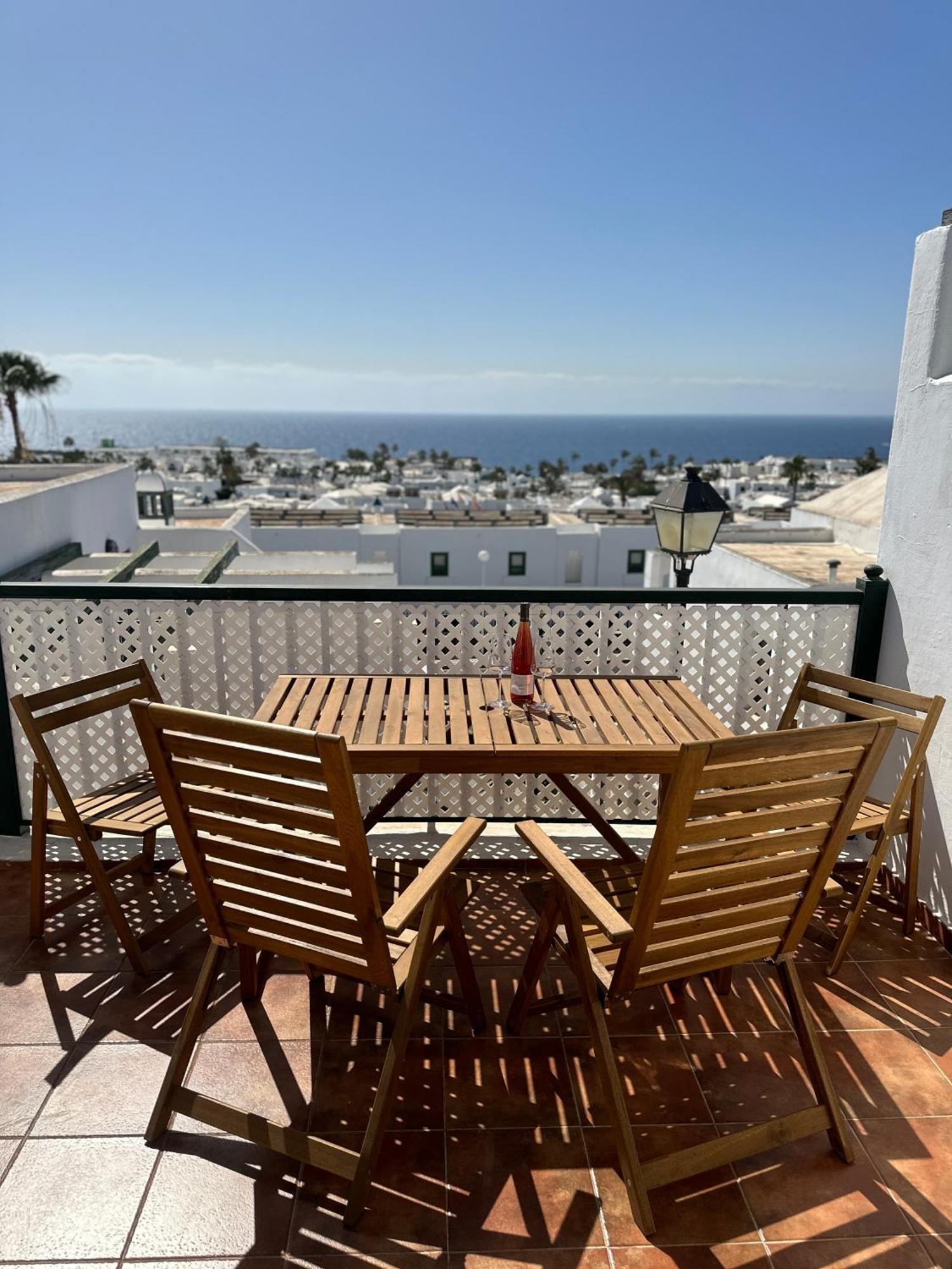 Апартаменты Casa Josephine Lanzarote, Spectacular Sea Views & Free Wifi Пуэрто дель Кармен Экстерьер фото